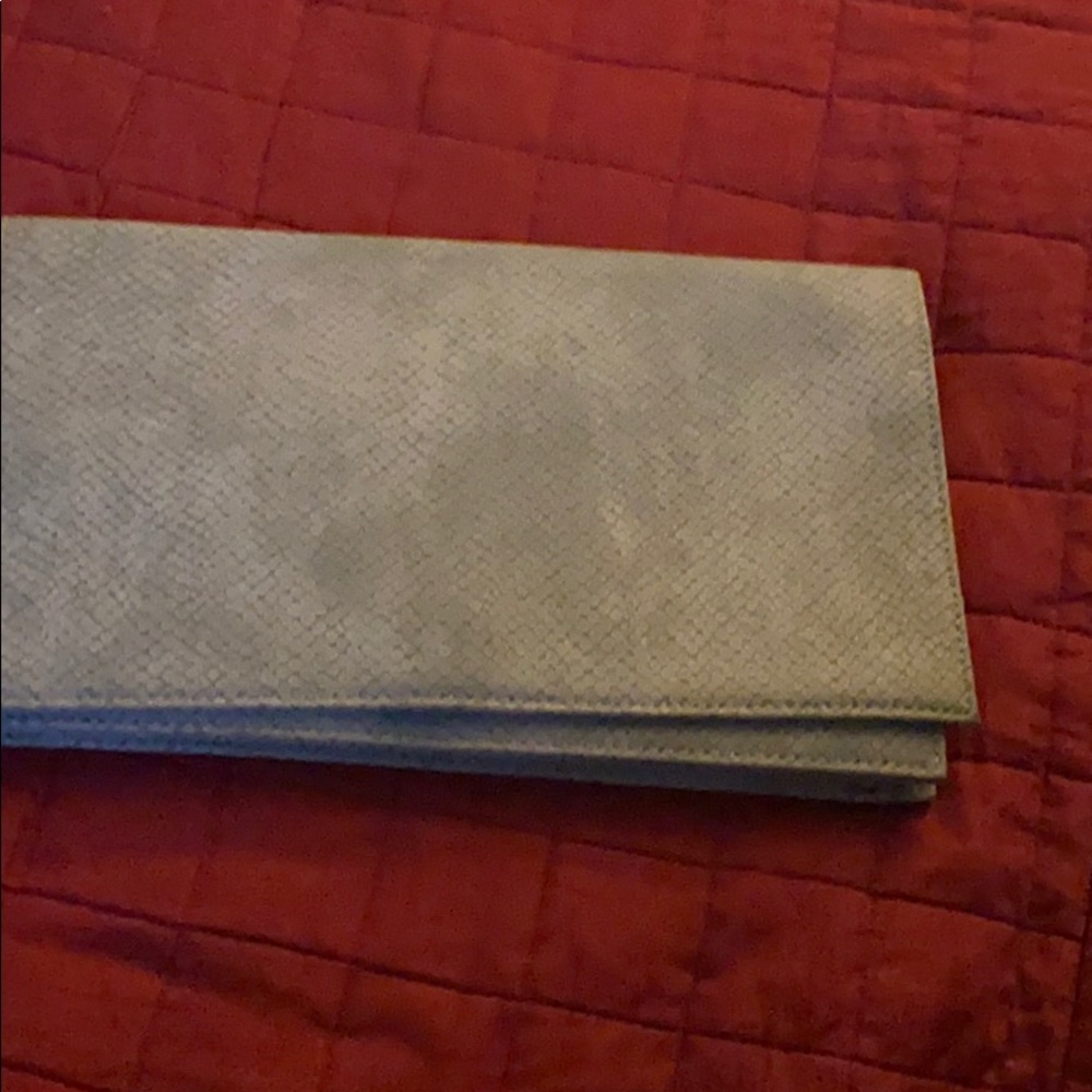 Clutch purse